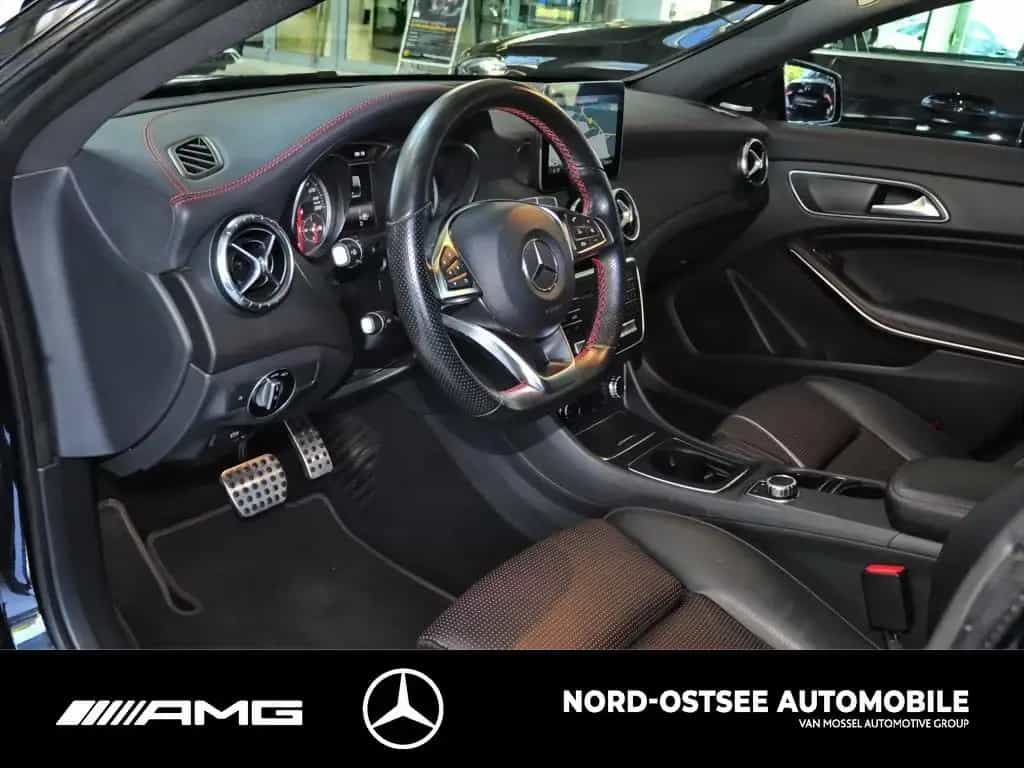 Mercedes-Benz CLA 250 4M AMG COUPÉ LED NIGHT PANO KEYLESS PDC 01/2019-photo-6
