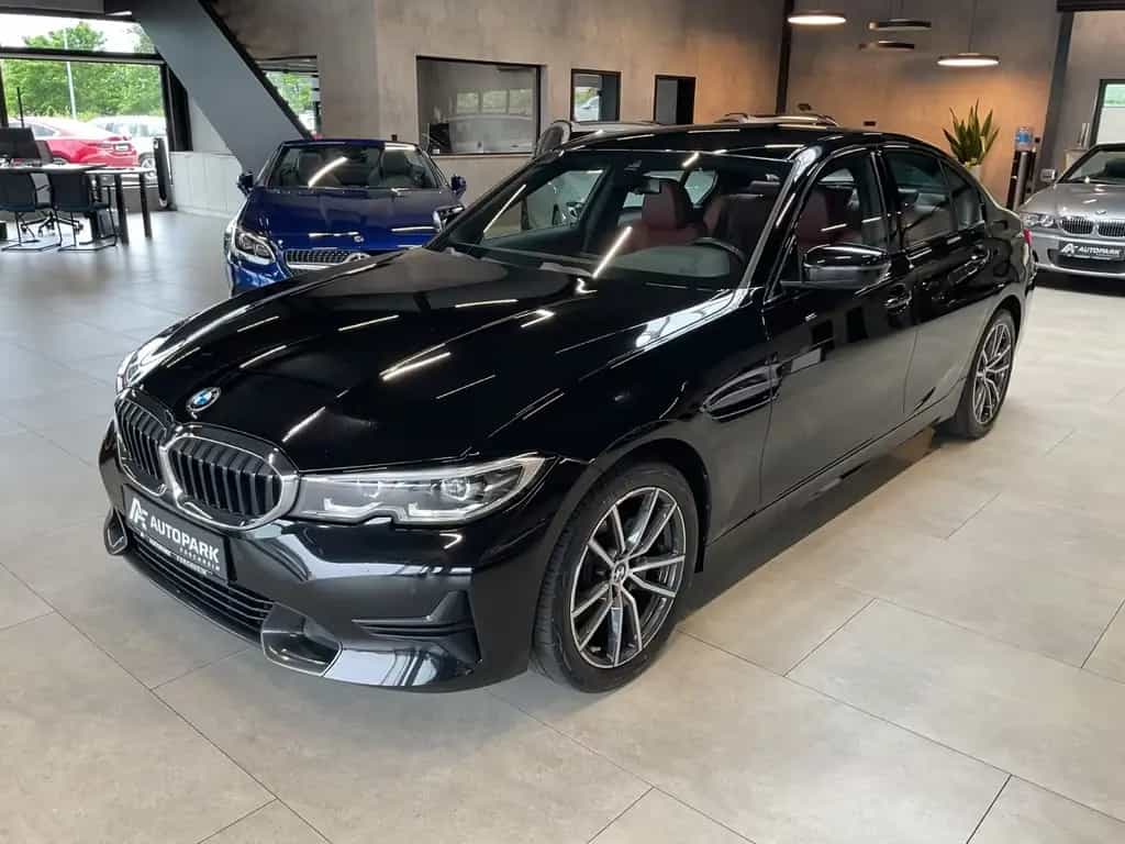 BMW 320 d Sport Line LED Leder LiveC. Sitzh. 18" 03/2022-photo-0