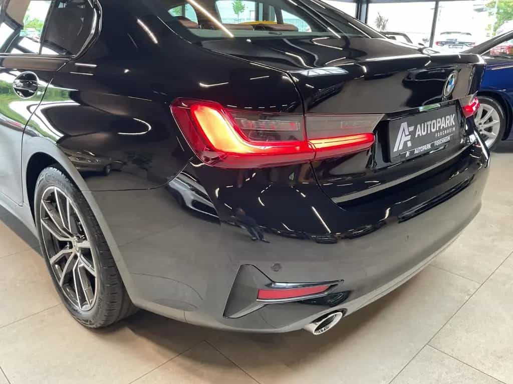 BMW 320 d Sport Line LED Leder LiveC. Sitzh. 18" 03/2022-photo-21