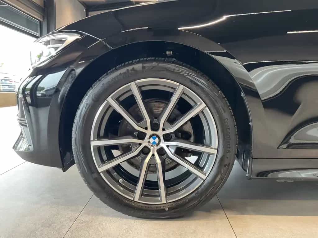 BMW 320 d Sport Line LED Leder LiveC. Sitzh. 18" 03/2022-photo-40