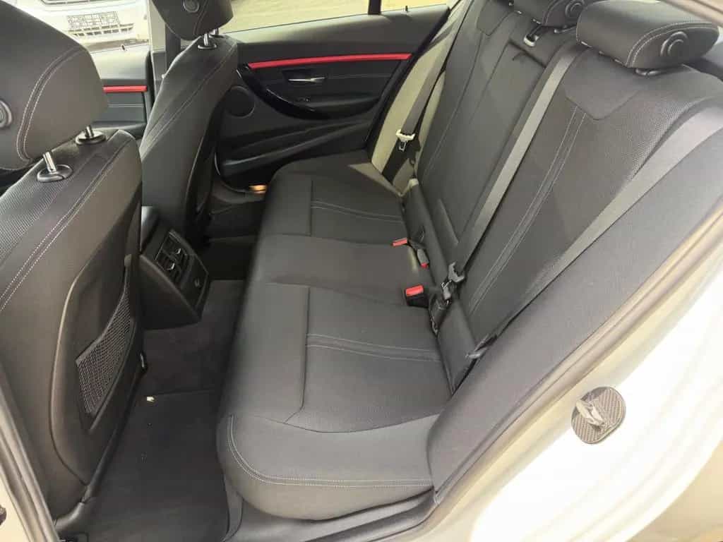 BMW 318 i SportLine Business Paket Automatik 06/2019-photo-10