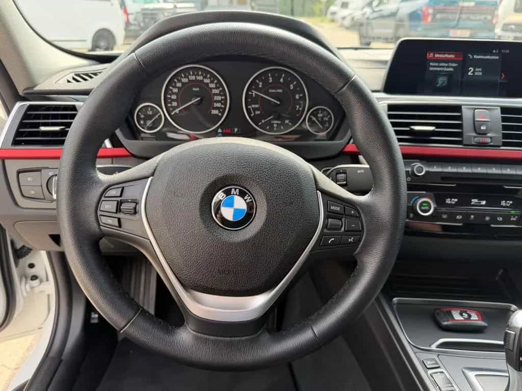 BMW 318 i SportLine Business Paket Automatik 06/2019-photo-11