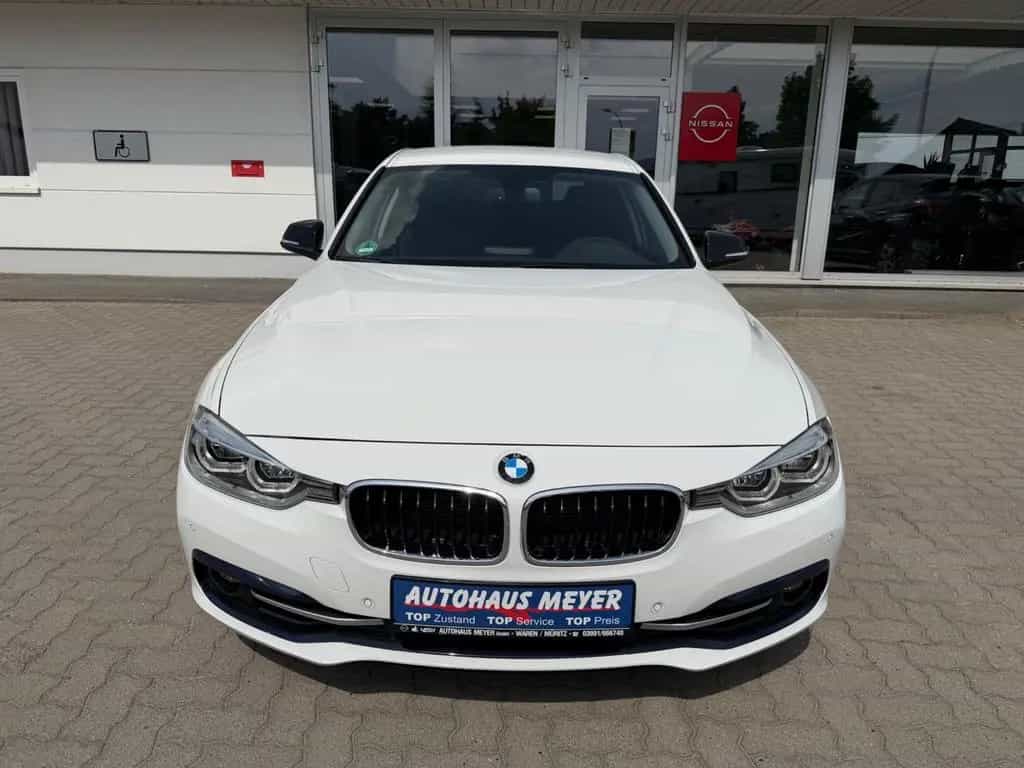 BMW 318 i SportLine Business Paket Automatik 06/2019-photo-2
