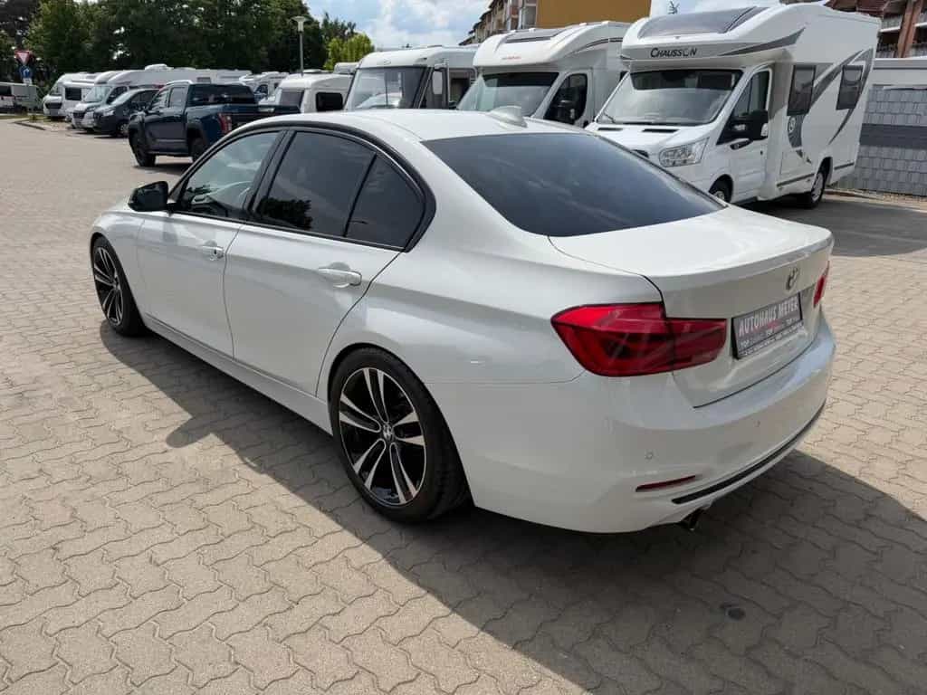 BMW 318 i SportLine Business Paket Automatik 06/2019-photo-4