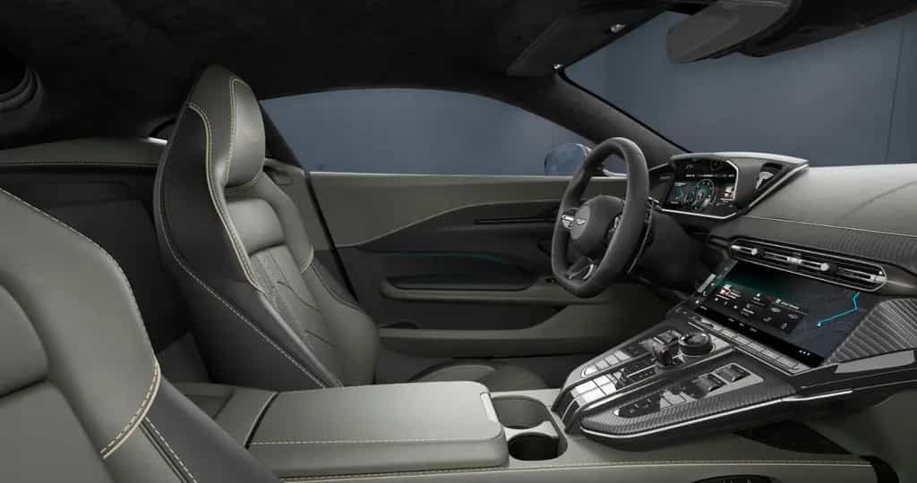 Aston Martin V8 Vantage Vantage Coupe | MODELYEAR 2026 null-photo-5