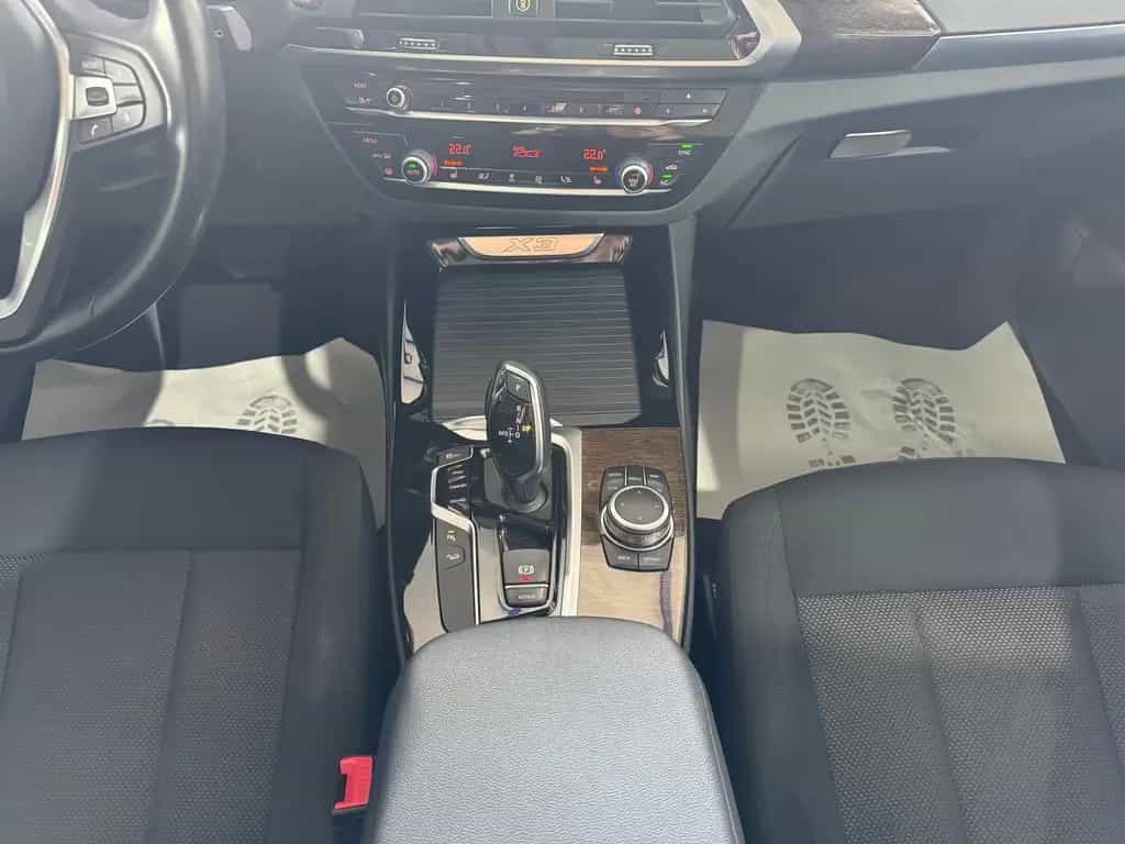 BMW X3 xDrive 20d Steptronic LED PANO KAMERA AHK PDC 04/2019-photo-19