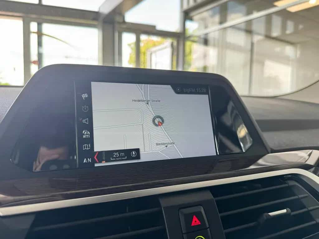 BMW X3 xDrive 20d Steptronic LED PANO KAMERA AHK PDC 04/2019-photo-20