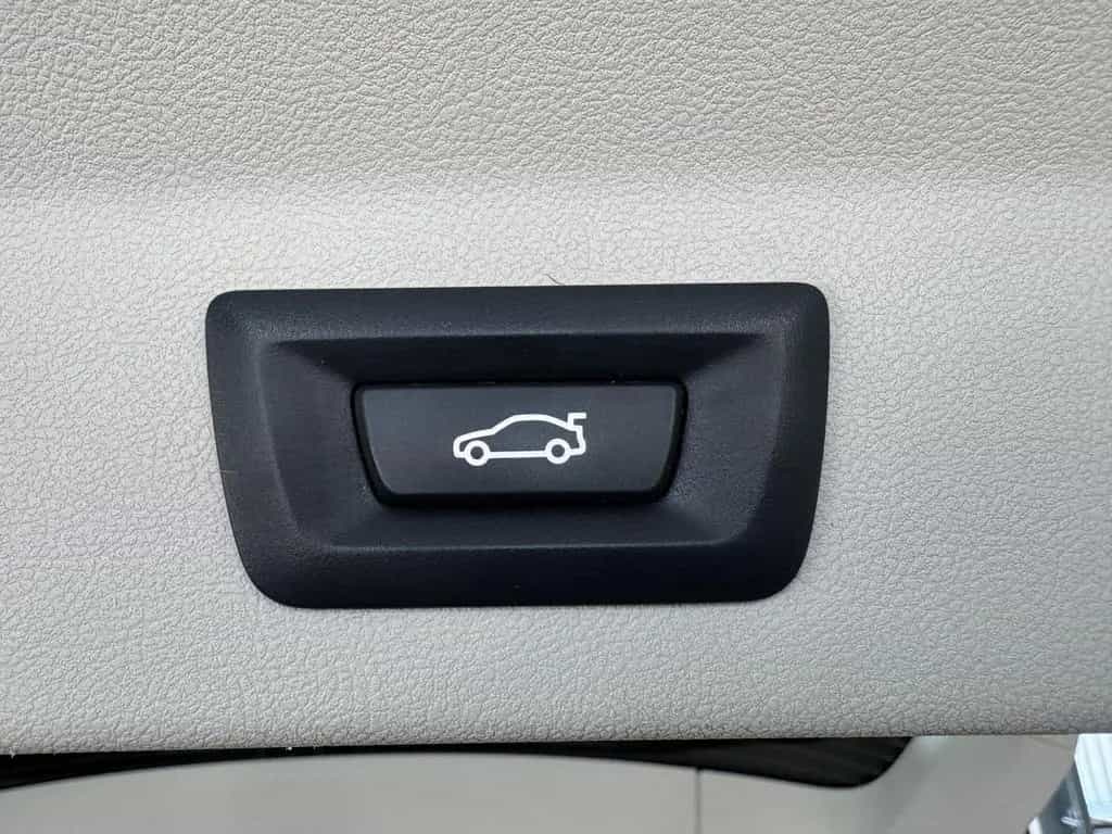BMW X3 xDrive 20d Steptronic LED PANO KAMERA AHK PDC 04/2019-photo-26