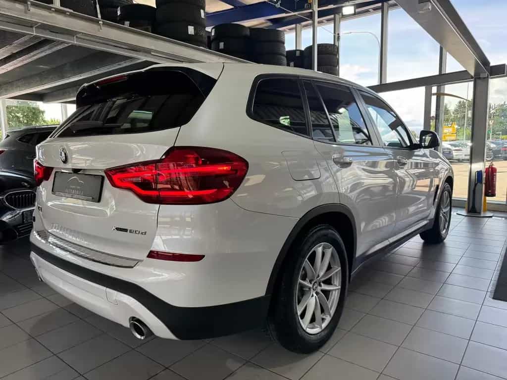 BMW X3 xDrive 20d Steptronic LED PANO KAMERA AHK PDC 04/2019-photo-9
