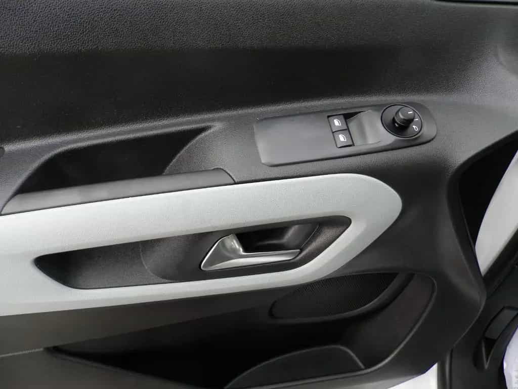 Citroën Berlingo Live M*1.Hand*Klima* 04/2019-photo-4