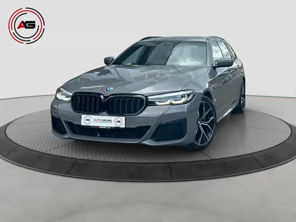 BMW 520 dAT M-SPORT LC.PRO PANO ACC KAMERA 19" HiFi 10/2021-photo-0