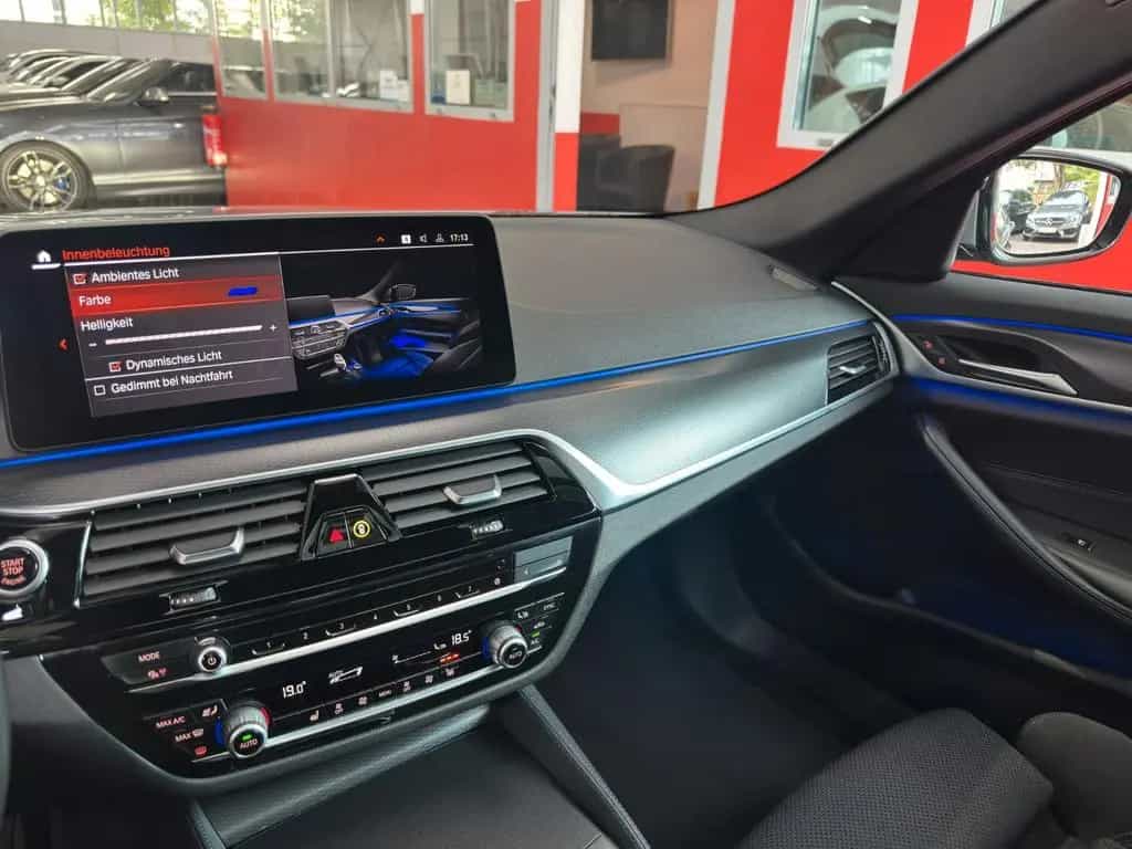 BMW 520 dAT M-SPORT LC.PRO PANO ACC KAMERA 19" HiFi 10/2021-photo-26