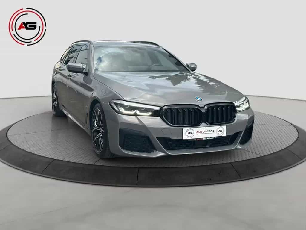 BMW 520 dAT M-SPORT LC.PRO PANO ACC KAMERA 19" HiFi 10/2021-photo-7