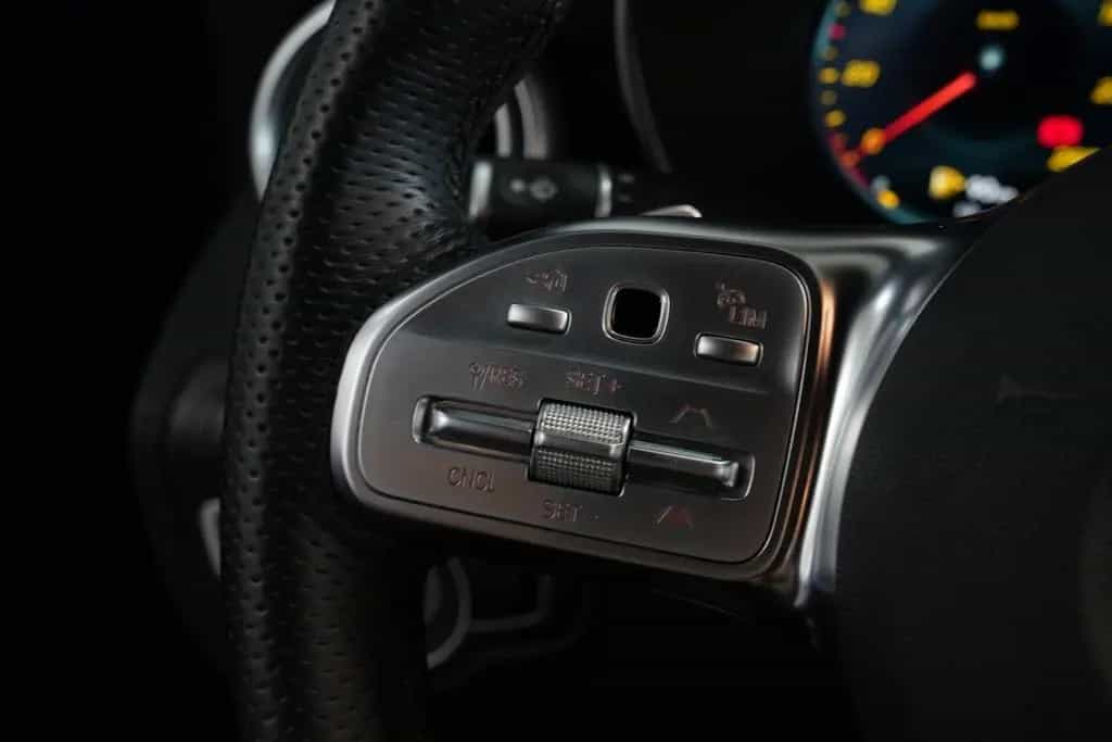 Mercedes-Benz GLC 300 d 4Matic Airmatic *AUT*NAV*LED*BURMESTER 01/2020-photo-29