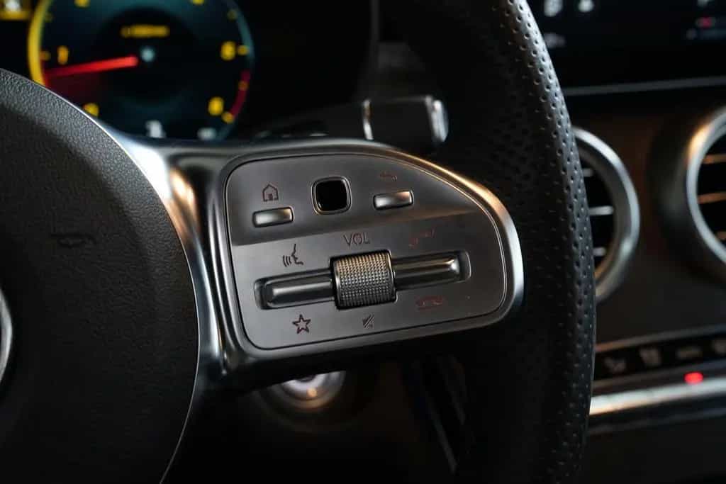 Mercedes-Benz GLC 300 d 4Matic Airmatic *AUT*NAV*LED*BURMESTER 01/2020-photo-30