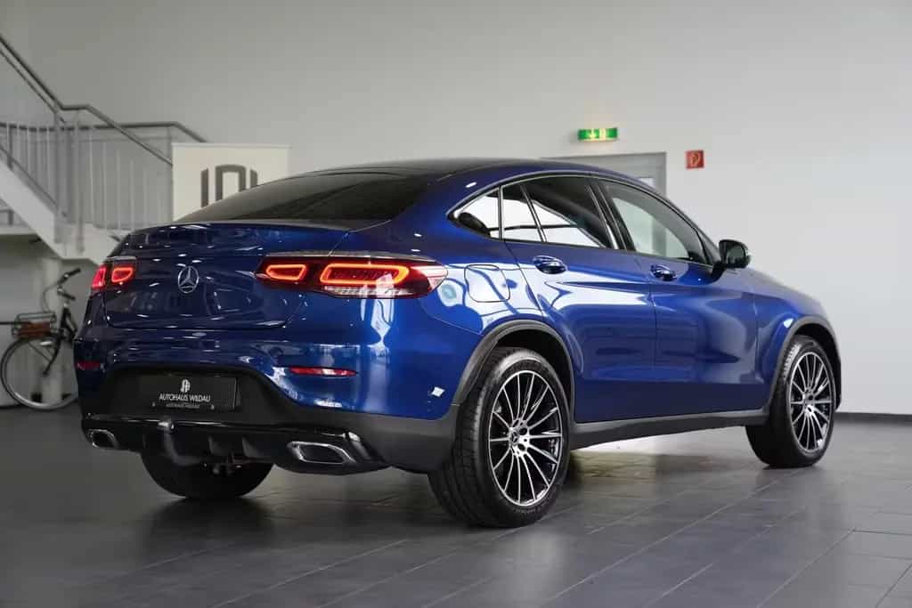 Mercedes-Benz GLC 300 d 4Matic Airmatic *AUT*NAV*LED*BURMESTER 01/2020-photo-6