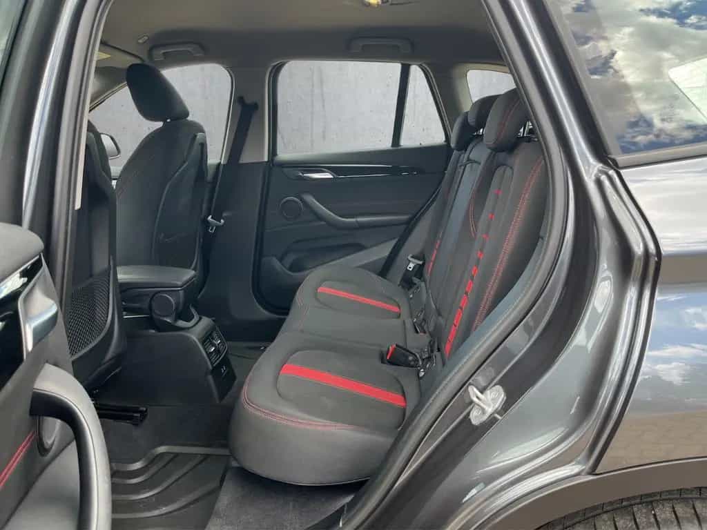 BMW X1 xDrive 20 d Sport Line LED Kamera*aus 1.Hand* 04/2019-photo-10