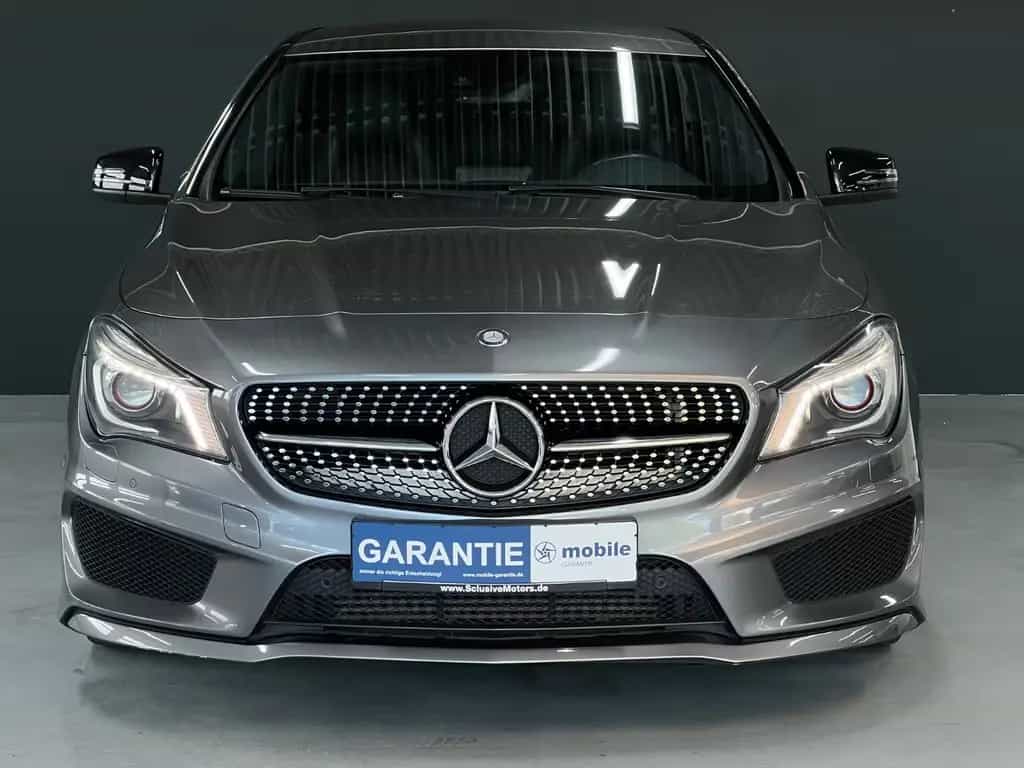 Mercedes-Benz CLA 200 AMG Rückfahrkamera SHZ Navi H&K Sound 09/2014-photo-1
