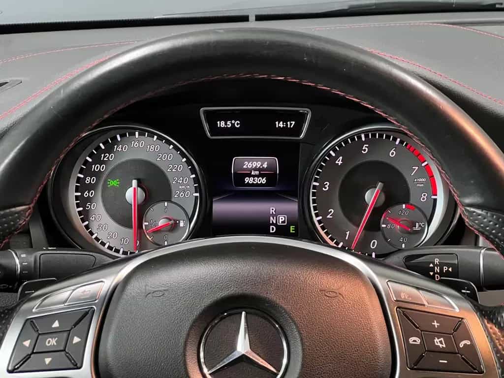 Mercedes-Benz CLA 200 AMG Rückfahrkamera SHZ Navi H&K Sound 09/2014-photo-17
