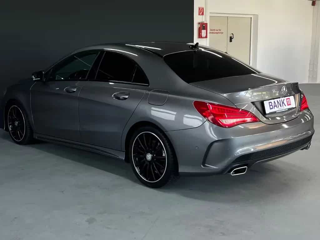 Mercedes-Benz CLA 200 AMG Rückfahrkamera SHZ Navi H&K Sound 09/2014-photo-6