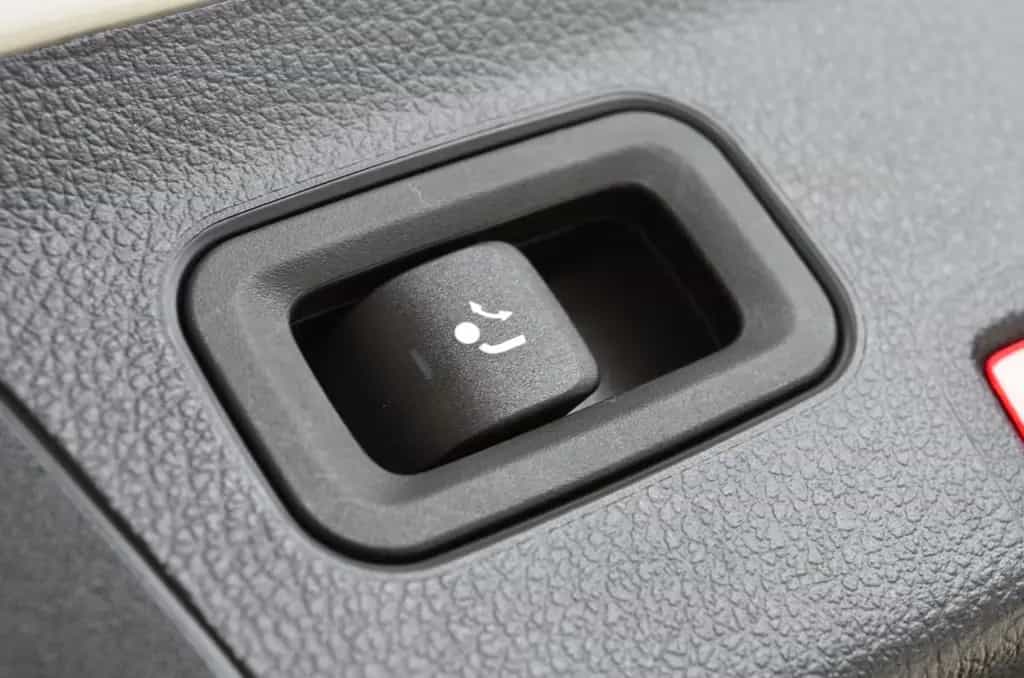 Mercedes-Benz A 220 4Matic AMG | Night | LED | Navi | 18`Alu 01/2021-photo-10