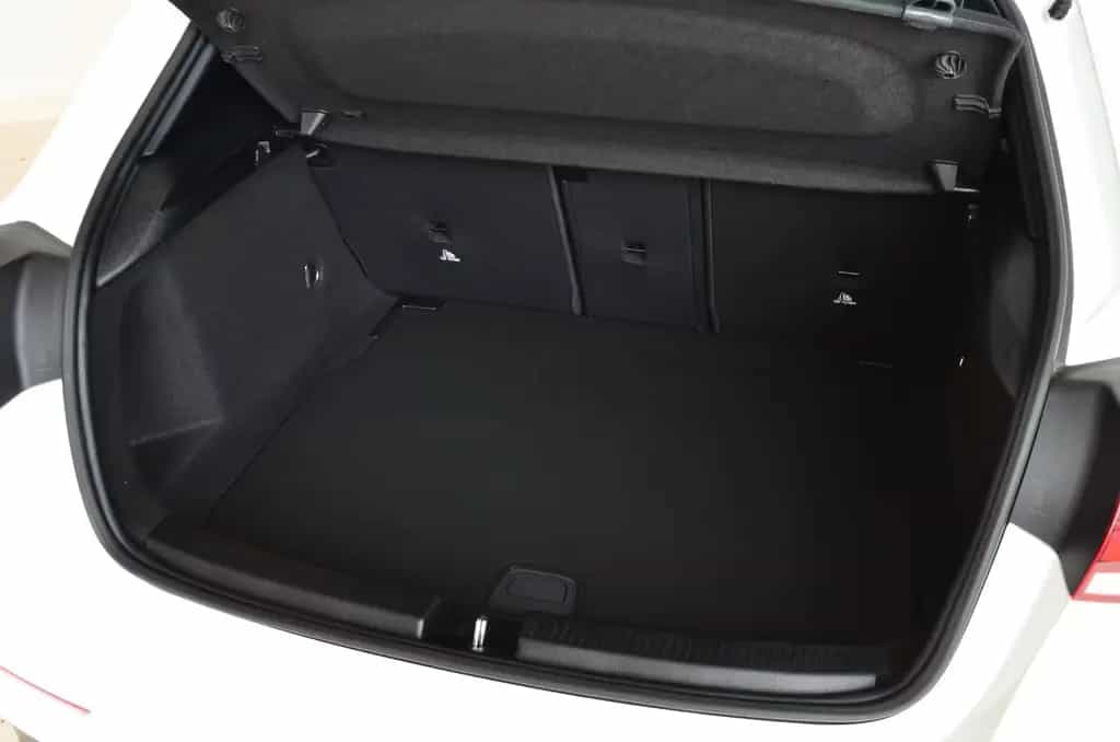 Mercedes-Benz A 220 4Matic AMG | Night | LED | Navi | 18`Alu 01/2021-photo-12
