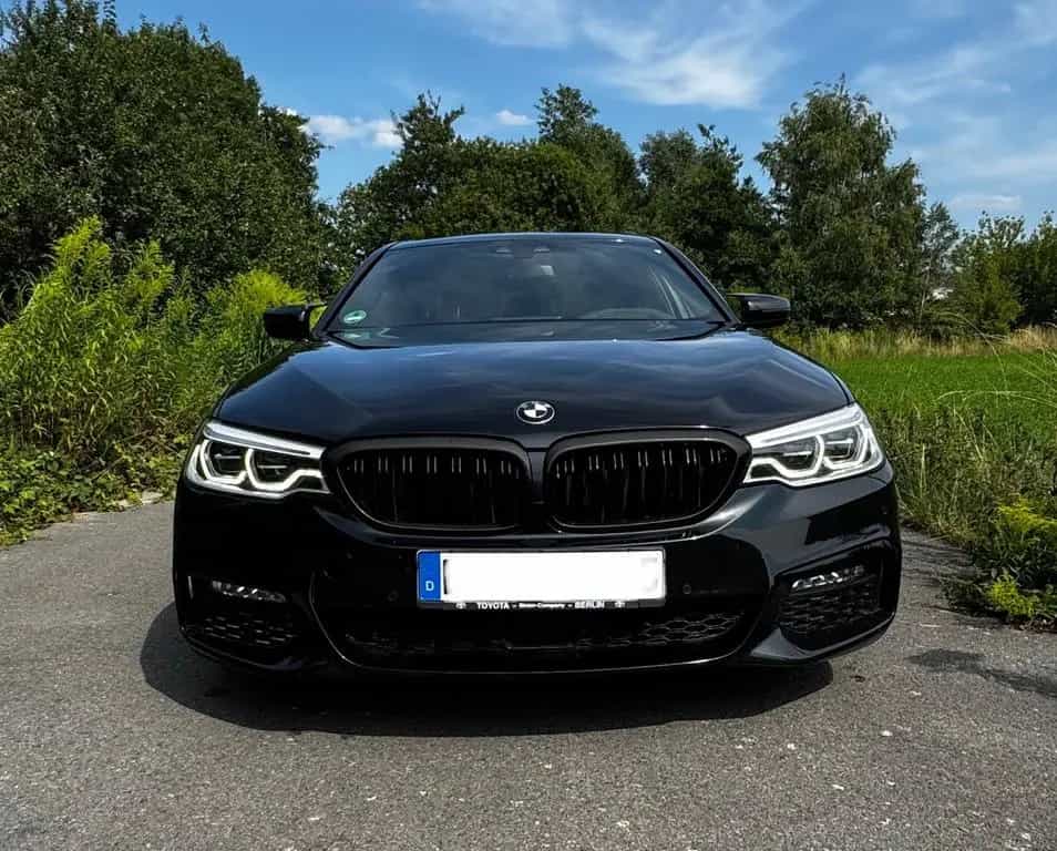 BMW 530 i xDrive A - 05/2018-photo-2