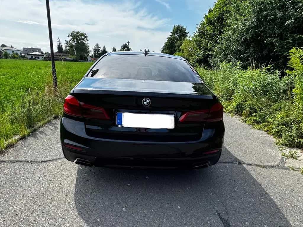 BMW 530 i xDrive A - 05/2018-photo-3
