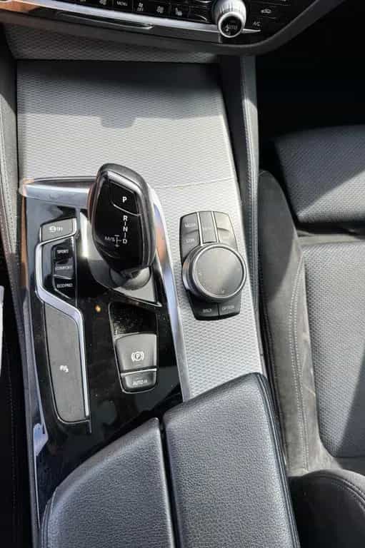 BMW 530 i xDrive A - 05/2018-photo-7
