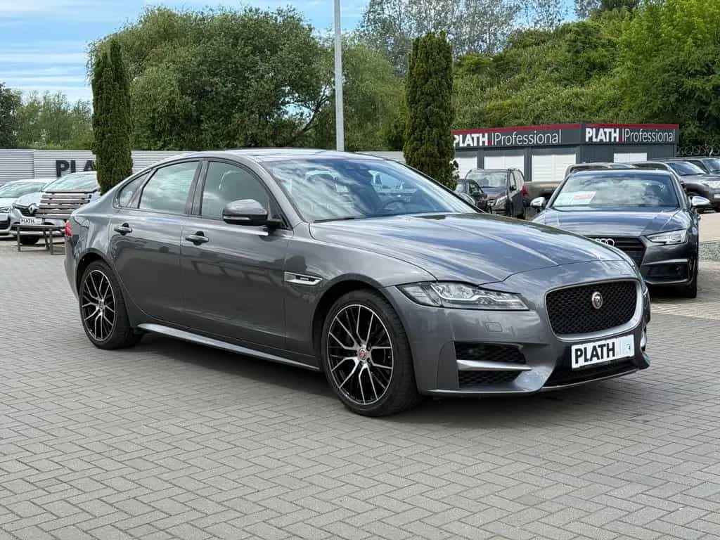 Jaguar XF R-Sport 05/2019-photo-2