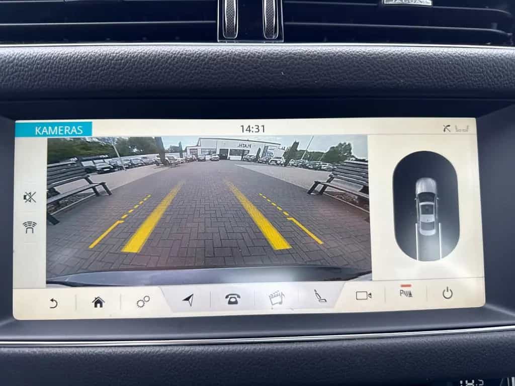 Jaguar XF R-Sport 05/2019-photo-28