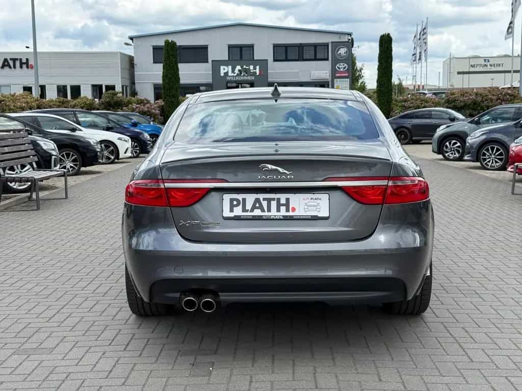 Jaguar XF R-Sport 05/2019-photo-5