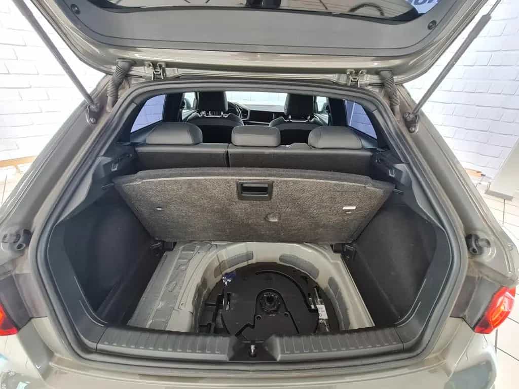 Audi A1 Sportback 35 TFSI S line, unfallfrei,LED,Navi 05/2020-photo-22