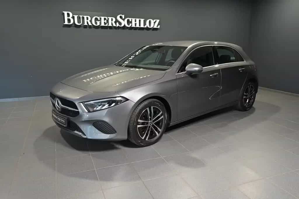 Mercedes-Benz A 180 NAVI/LED/KAMERA 09/2025-photo-0