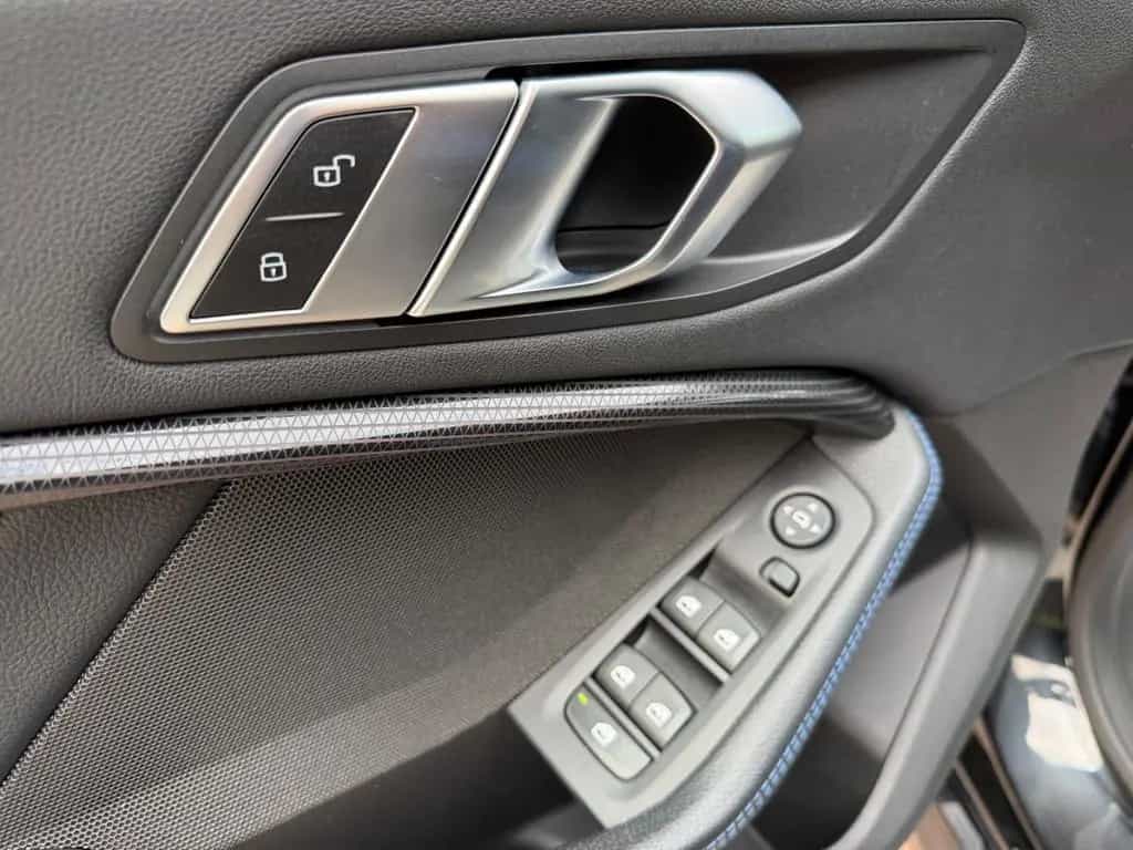 BMW M235 i xDrive Limousine LED Navi Head Up H&K DAB 09/2022-photo-13