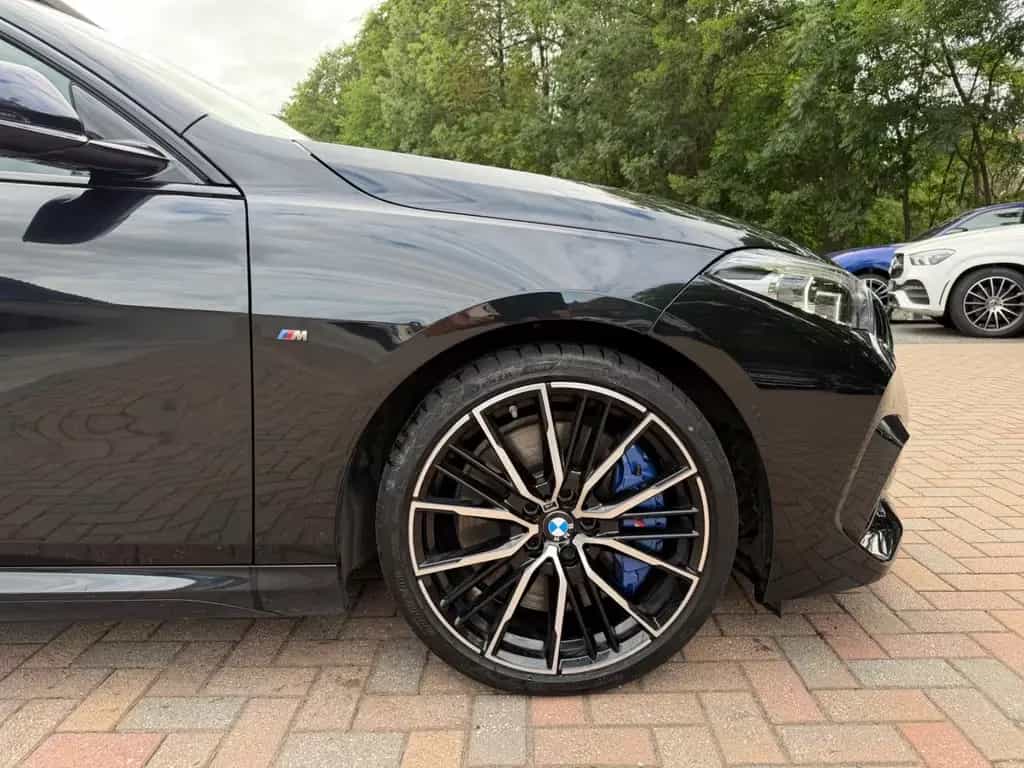 BMW M235 i xDrive Limousine LED Navi Head Up H&K DAB 09/2022-photo-3
