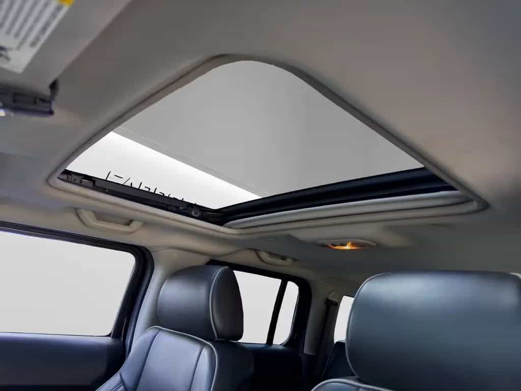 Hummer H3 / Black Edition/Alpha/VOLLAUSSTATTUNG/ 09/2006-photo-17