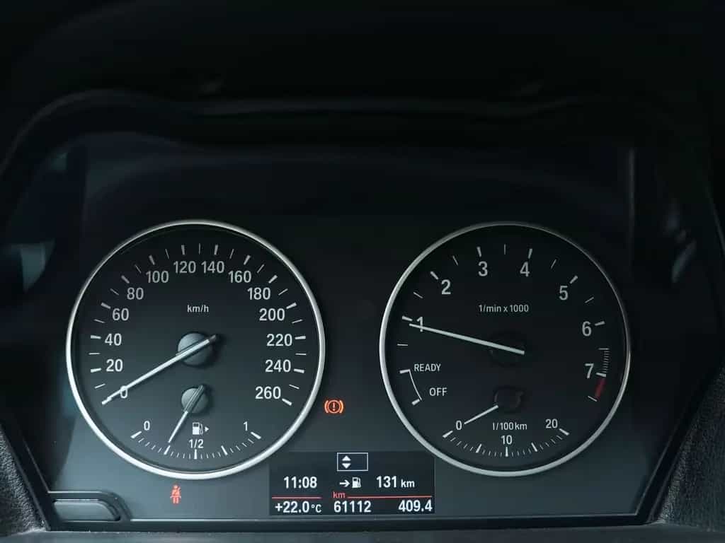 BMW 218 I Advantage LEDER*NAVI*XENON*TEMPO*SH 06/2016-photo-19