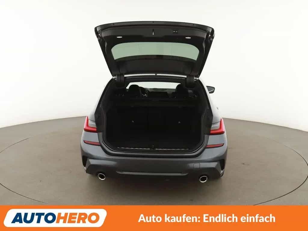 BMW 320 3er 320d M Sport Aut.*NAVI*HUD*LASER* 02/2020-photo-16