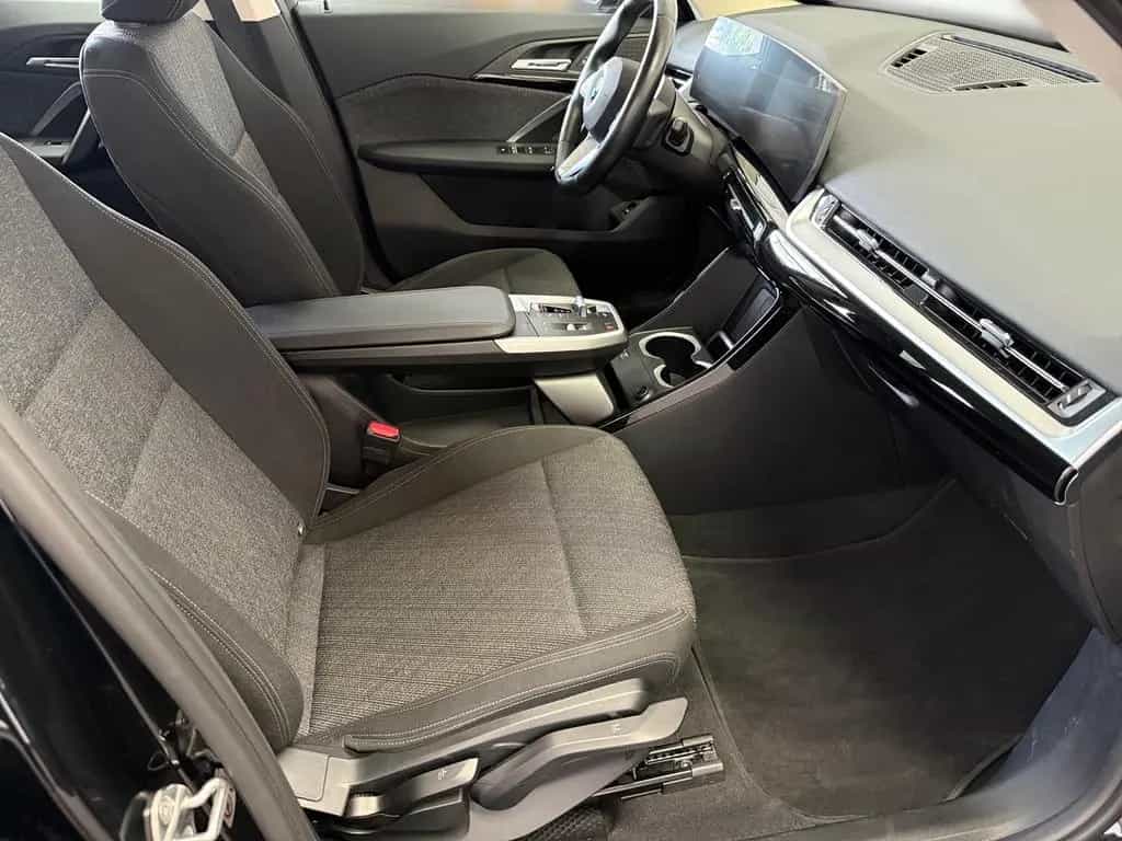 BMW X1 18i sDrive*a.LED*Navi*Kamera*DAB*SHZ*PDC* 09/2022-photo-17