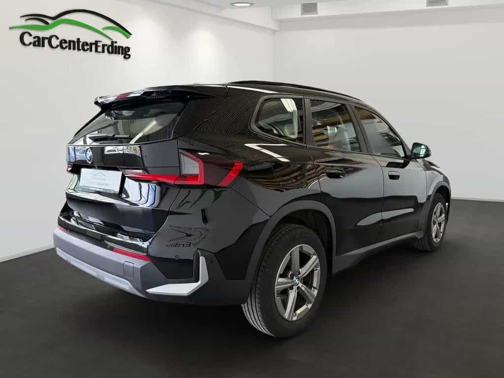 BMW X1 18i sDrive*a.LED*Navi*Kamera*DAB*SHZ*PDC* 09/2022-photo-3