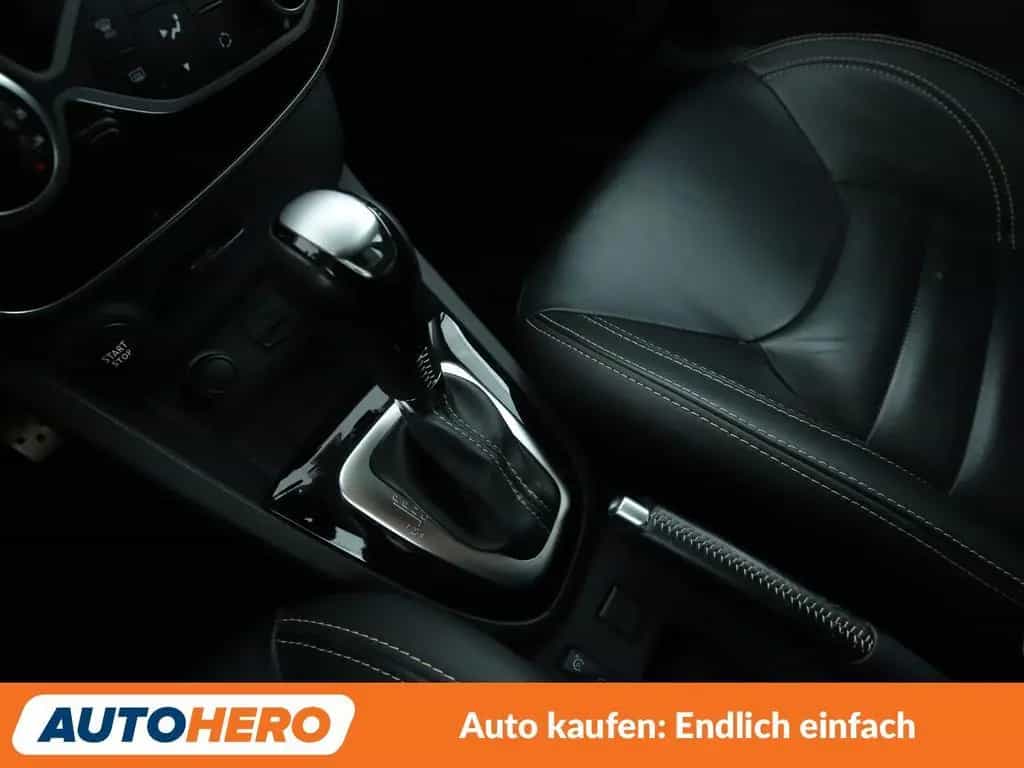 Renault Clio 1.2 TCe Initiale Paris Aut.*NAVI*TEMPO*CAM* 08/2015-photo-23