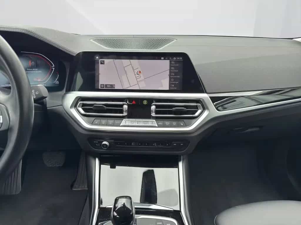BMW 318 d touring Luxury Line 09/2022-photo-14