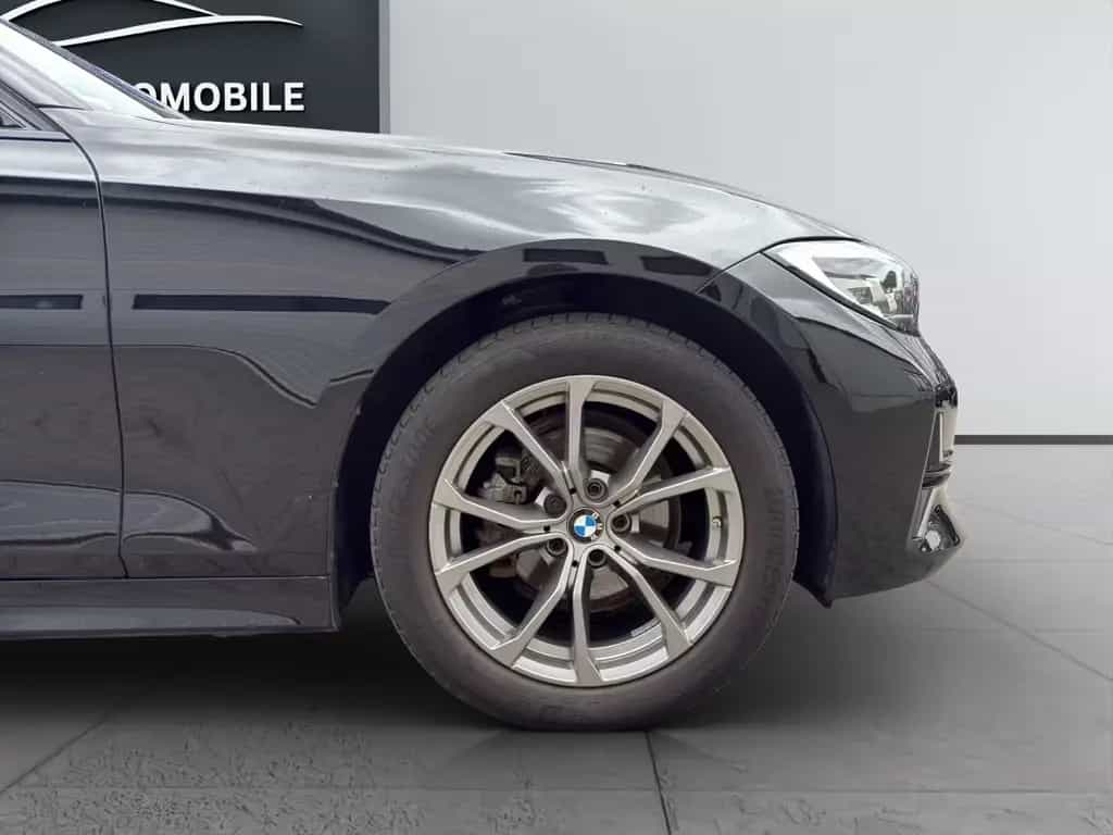 BMW 318 d touring Luxury Line 09/2022-photo-22