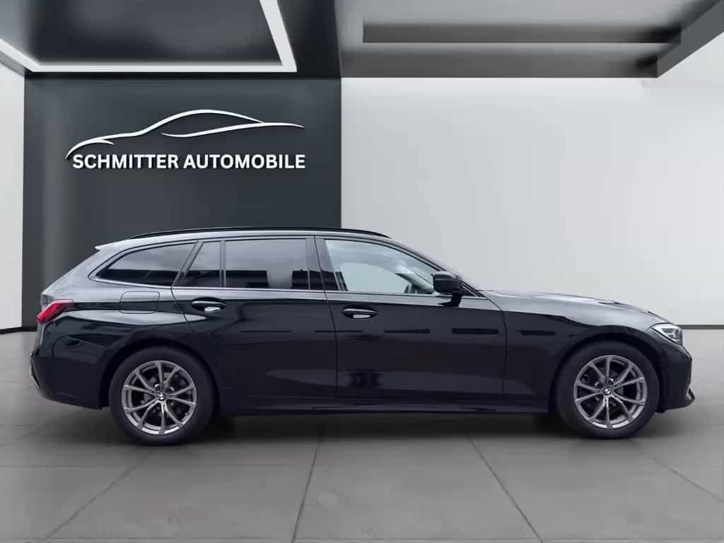 BMW 318 d touring Luxury Line 09/2022-photo-5