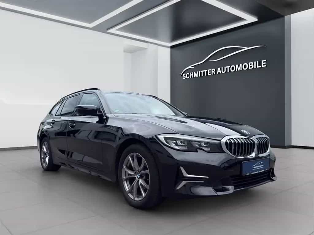 BMW 318 d touring Luxury Line 09/2022-photo-6
