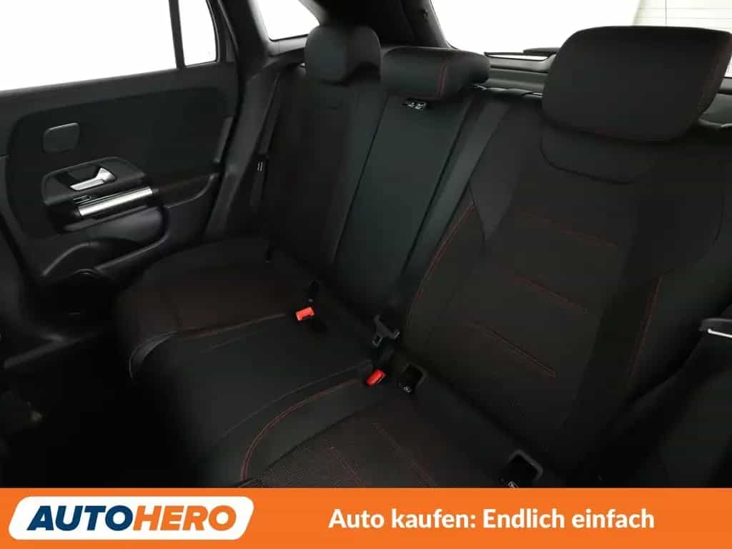 Mercedes-Benz GLA 250 GLA-Klasse GLA 250 4Matic Edition 1 AMG Line 08/2020-photo-13