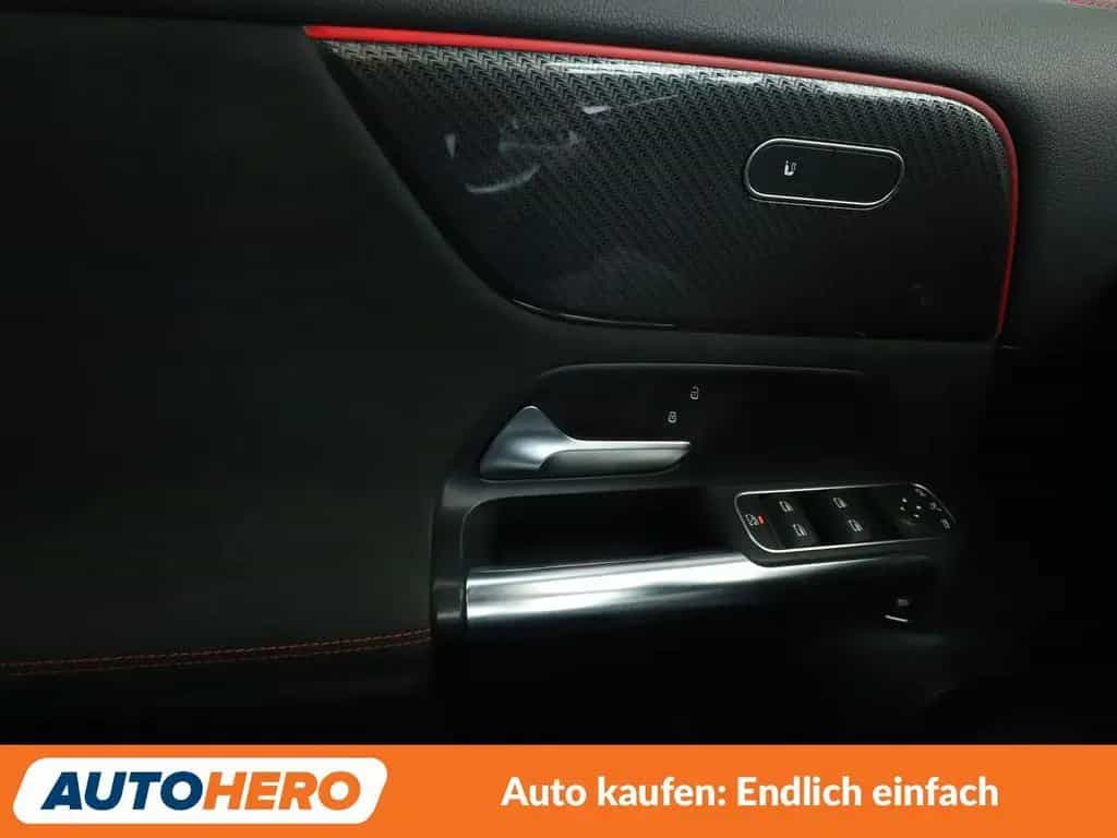 Mercedes-Benz GLA 250 GLA-Klasse GLA 250 4Matic Edition 1 AMG Line 08/2020-photo-26