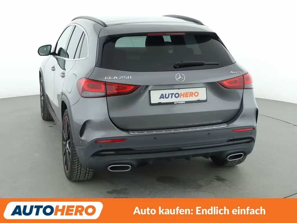 Mercedes-Benz GLA 250 GLA-Klasse GLA 250 4Matic Edition 1 AMG Line 08/2020-photo-4