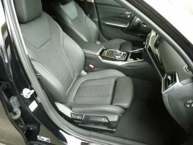 BMW 318 d **HEAD-UP*AHK*RFK** 05/2023-photo-14